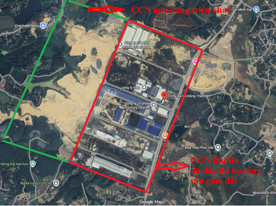 Cụm công nghiệp Bãi Ba - Đông Thành - Phú Thọ có đường biên màu đỏ (diện tích 75 ha đầy đủ hạ tầng). Khu vực đường biên màu xanh là Cụm mới đang triển khai xây dựng (cũng 75 ha)